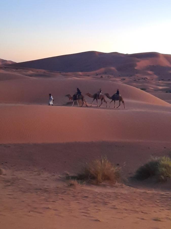 Starlit Camp Hotel Merzouga Bagian luar foto
