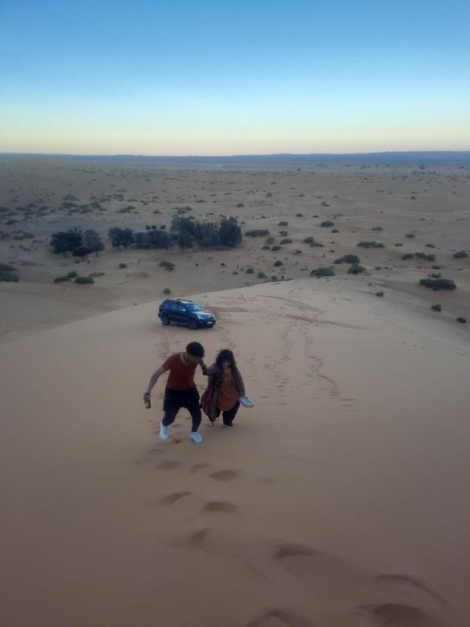 Starlit Camp Hotel Merzouga Bagian luar foto