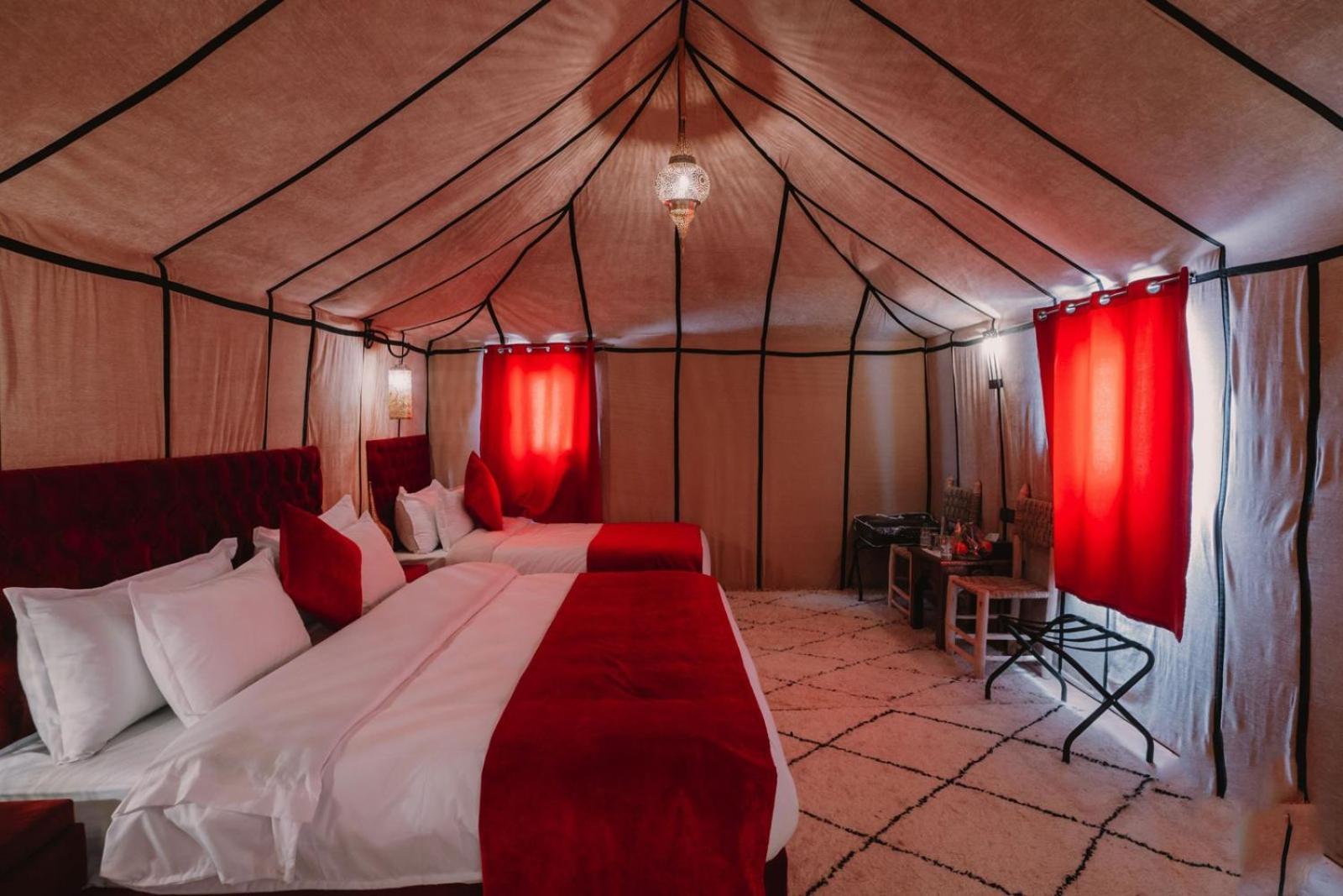 Starlit Camp Hotel Merzouga Bagian luar foto