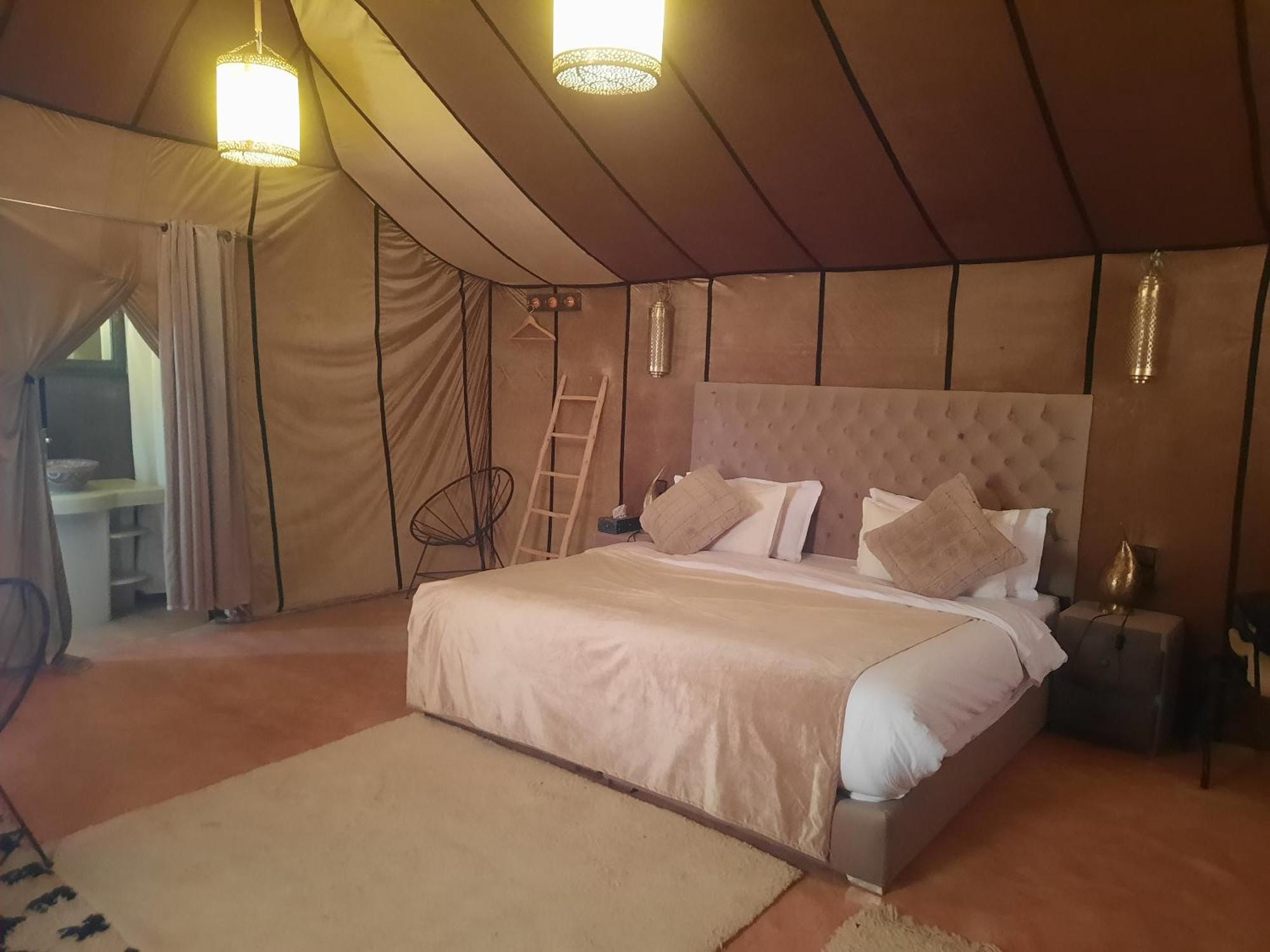 Starlit Camp Hotel Merzouga Bagian luar foto