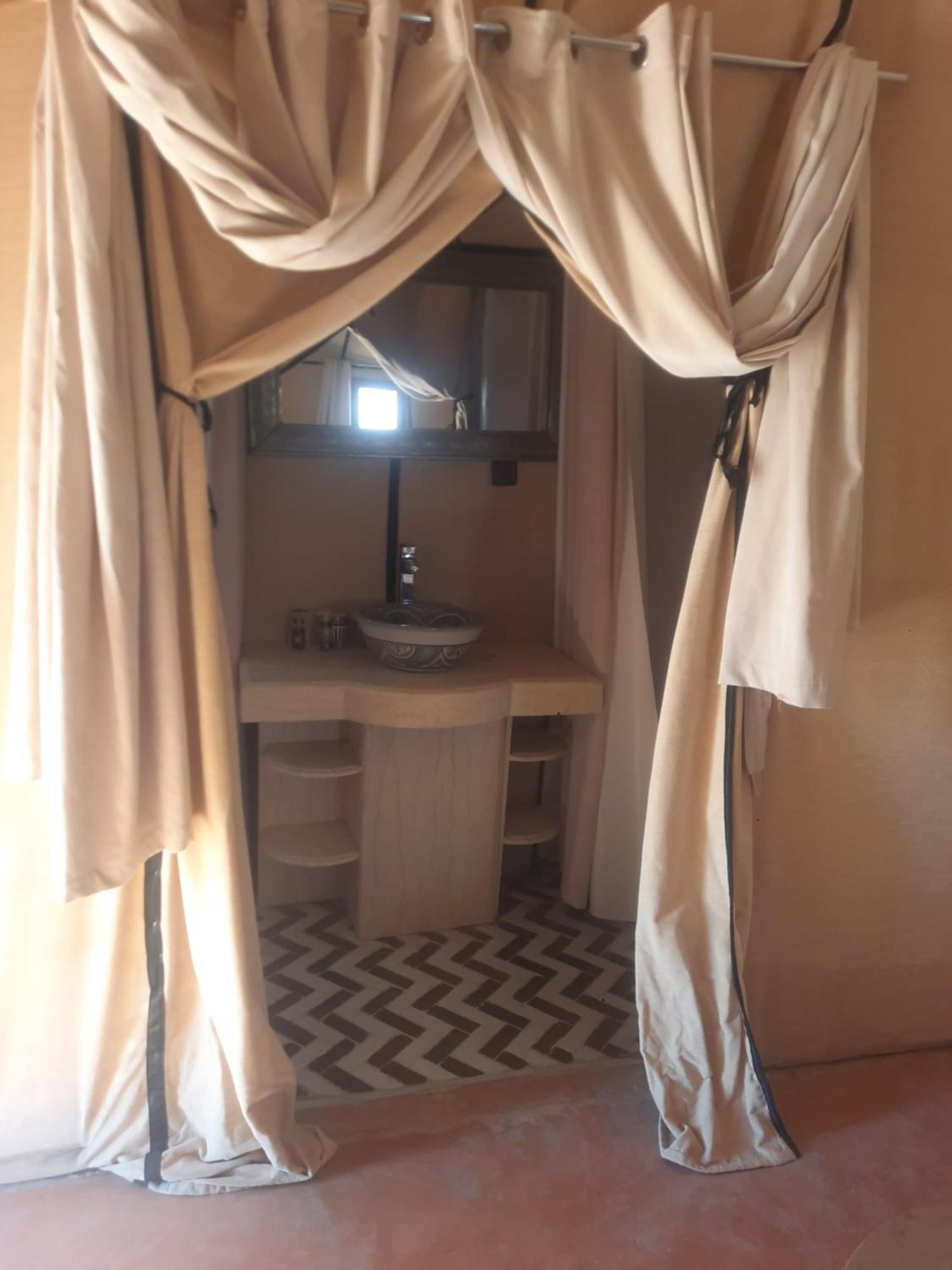 Starlit Camp Hotel Merzouga Bagian luar foto