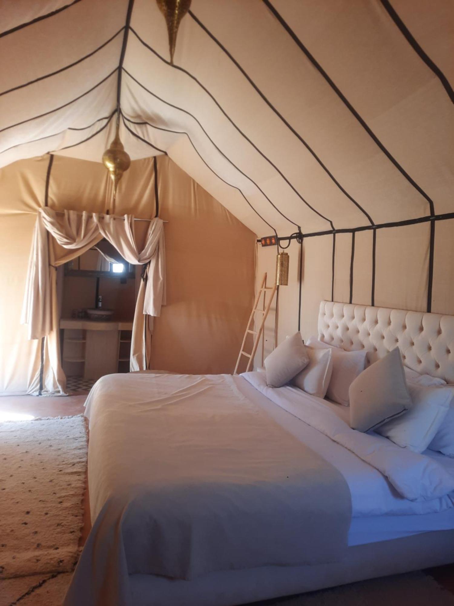 Starlit Camp Hotel Merzouga Bagian luar foto