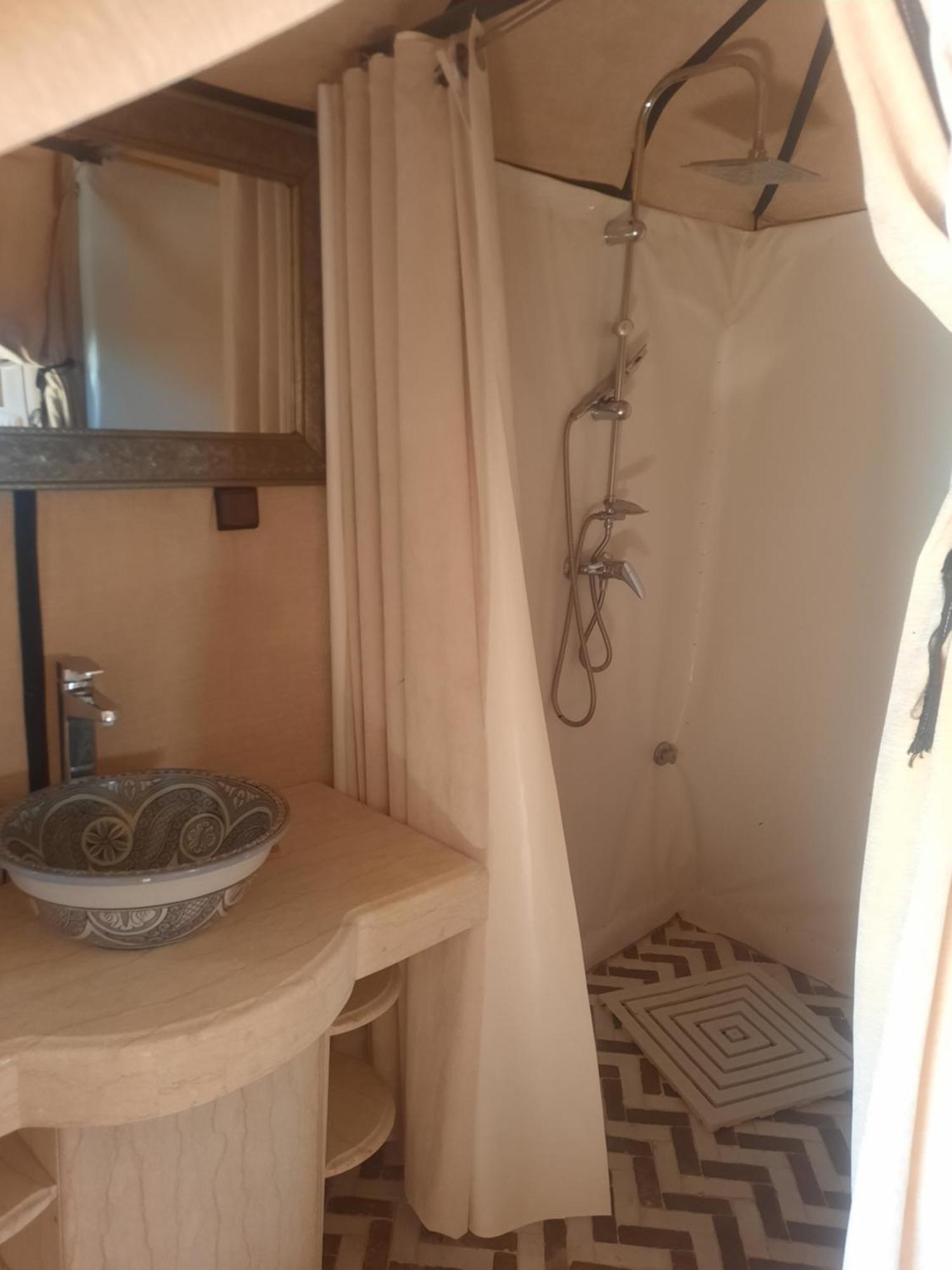 Starlit Camp Hotel Merzouga Bagian luar foto