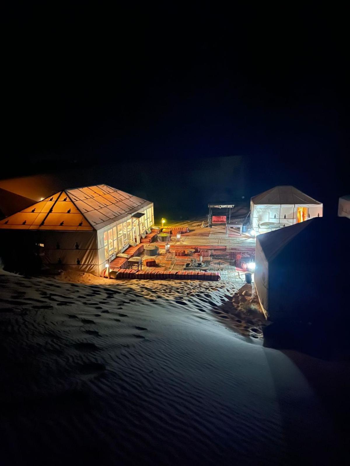 Starlit Camp Hotel Merzouga Bagian luar foto